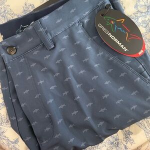 NWT Greg Norman gold shorts